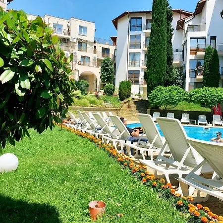 Апартаменты La Terrace Sea View