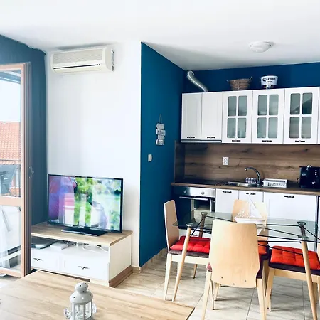 Апартаменты La Terrace Sea View