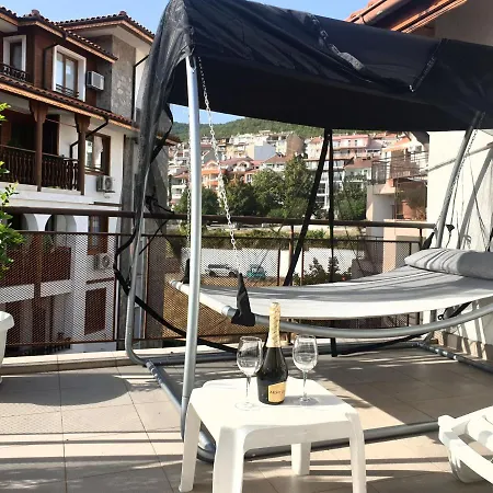 Lägenhet La Terrace Sea View *